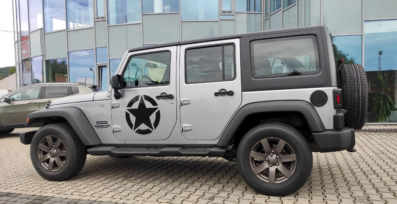 Jeep Wrangler cena 106600 przebieg: 153400, rok produkcji 2013 z Kępno małe 67